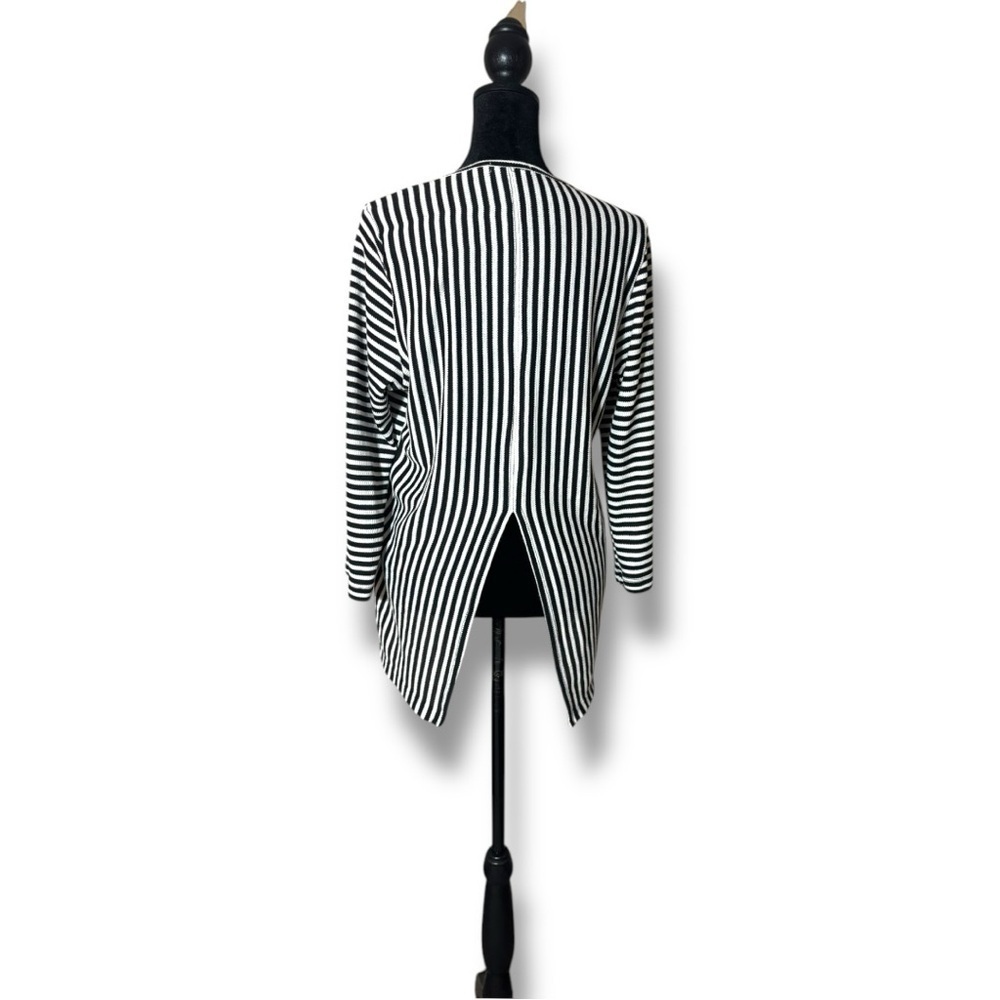 Rescent Rive Striped Knit Top - Picture 6 of 16